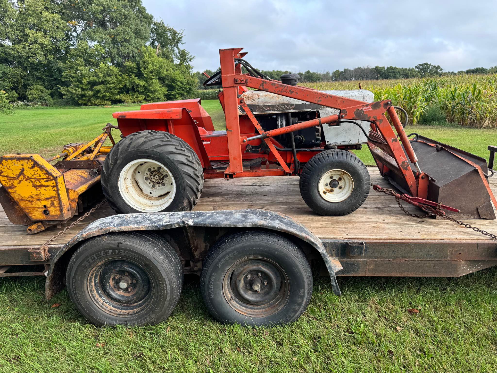 Allis Chalmers 616, 620, 720, Simplicity 4040, 4041, 9020, Wards Twin ...