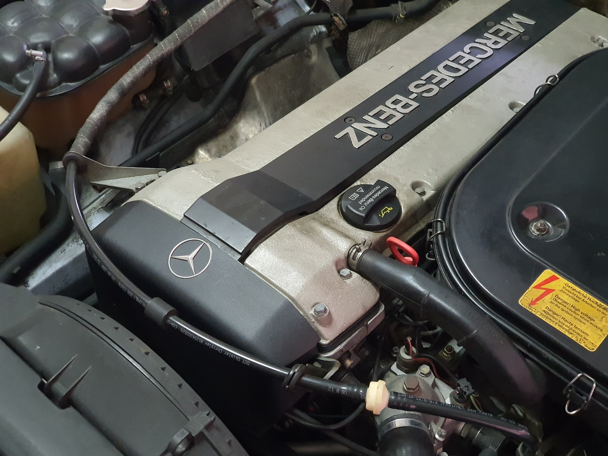 Mercedes M104 6-Cylinder Engine Service Manual - CD For R129 300SL-24 & SL320 (w129, W124)