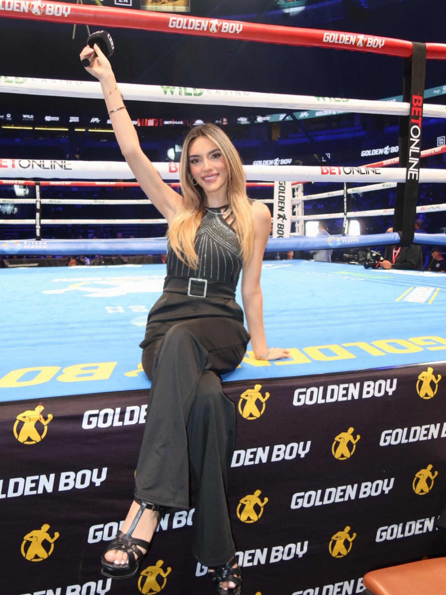 Another night another fight 🥊🎤