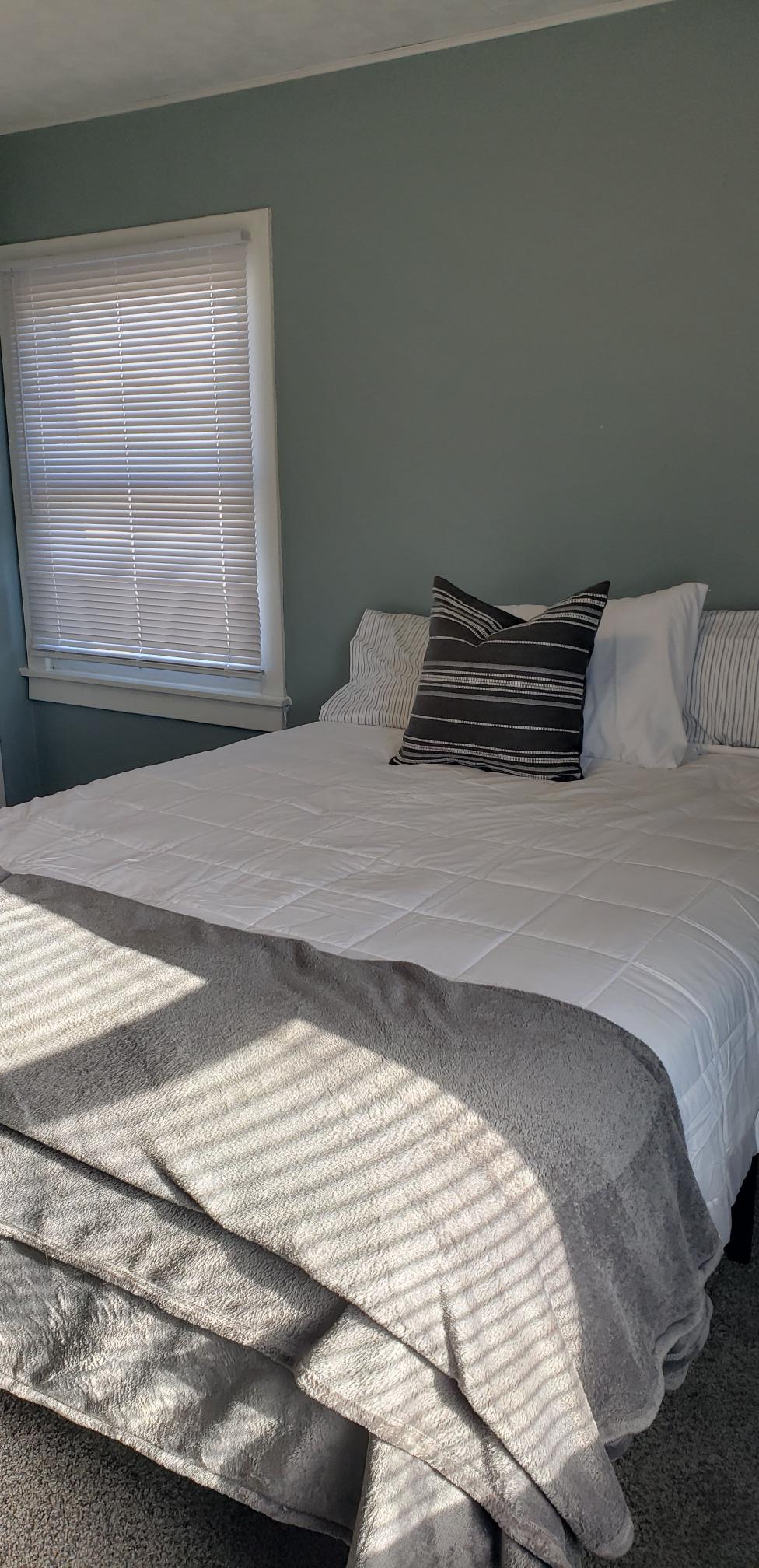 Furnished Turn Key Apartment For Rent Houston Reference: Hobart Institute Of Welding Technology 2Bed 1Bath Second Floor Fully