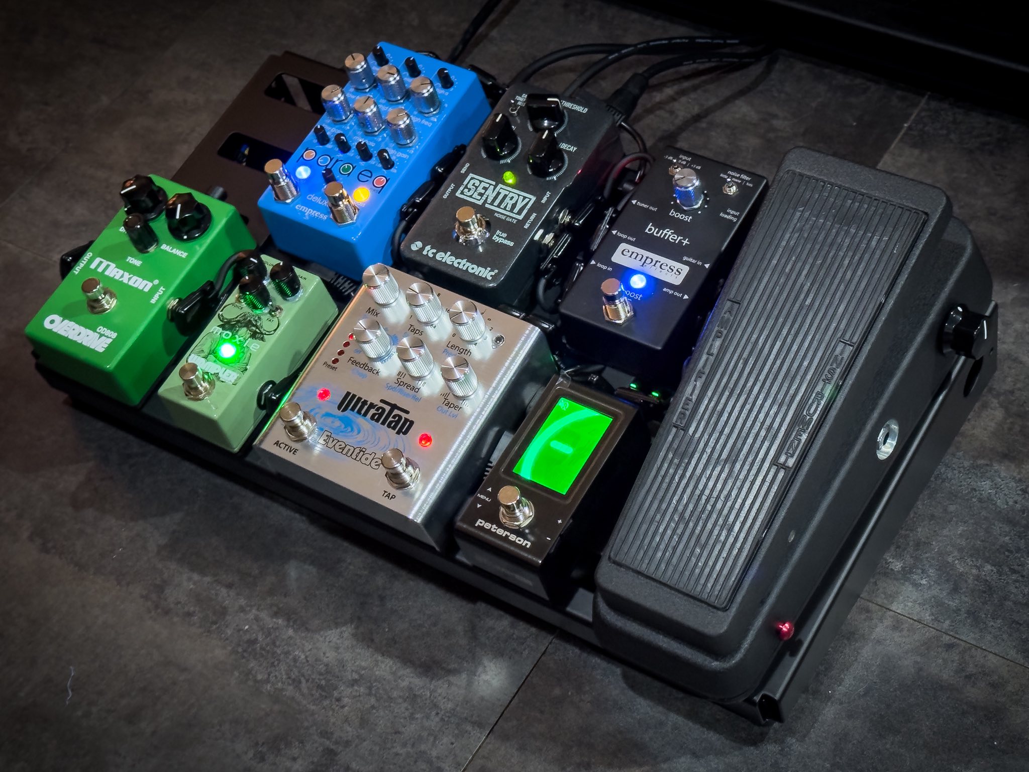 Upgraded to rockboard cinque 5.2 pedalboard for better layout
