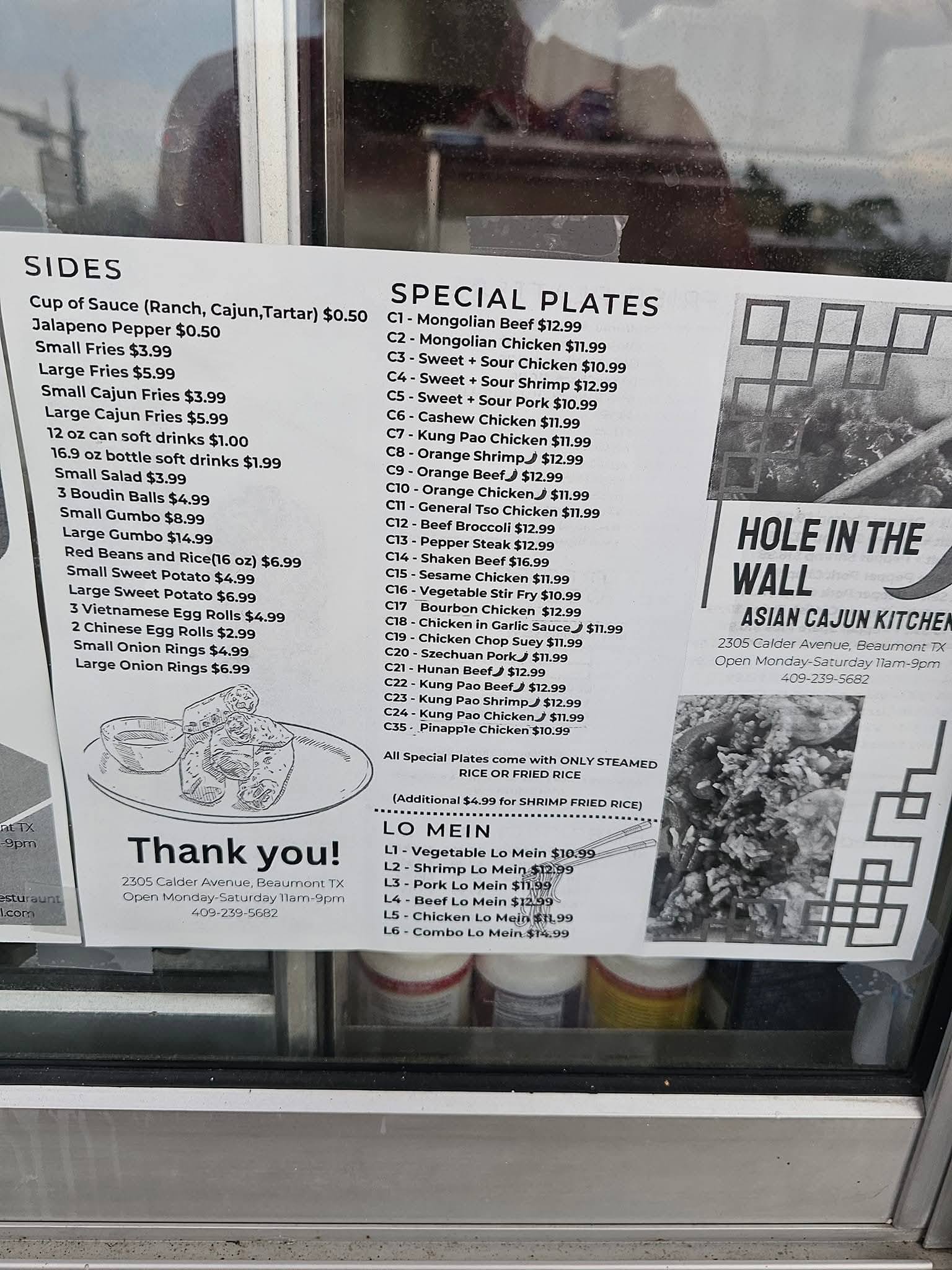 Hole in the Wall restaurant review in Beaumont, TX
