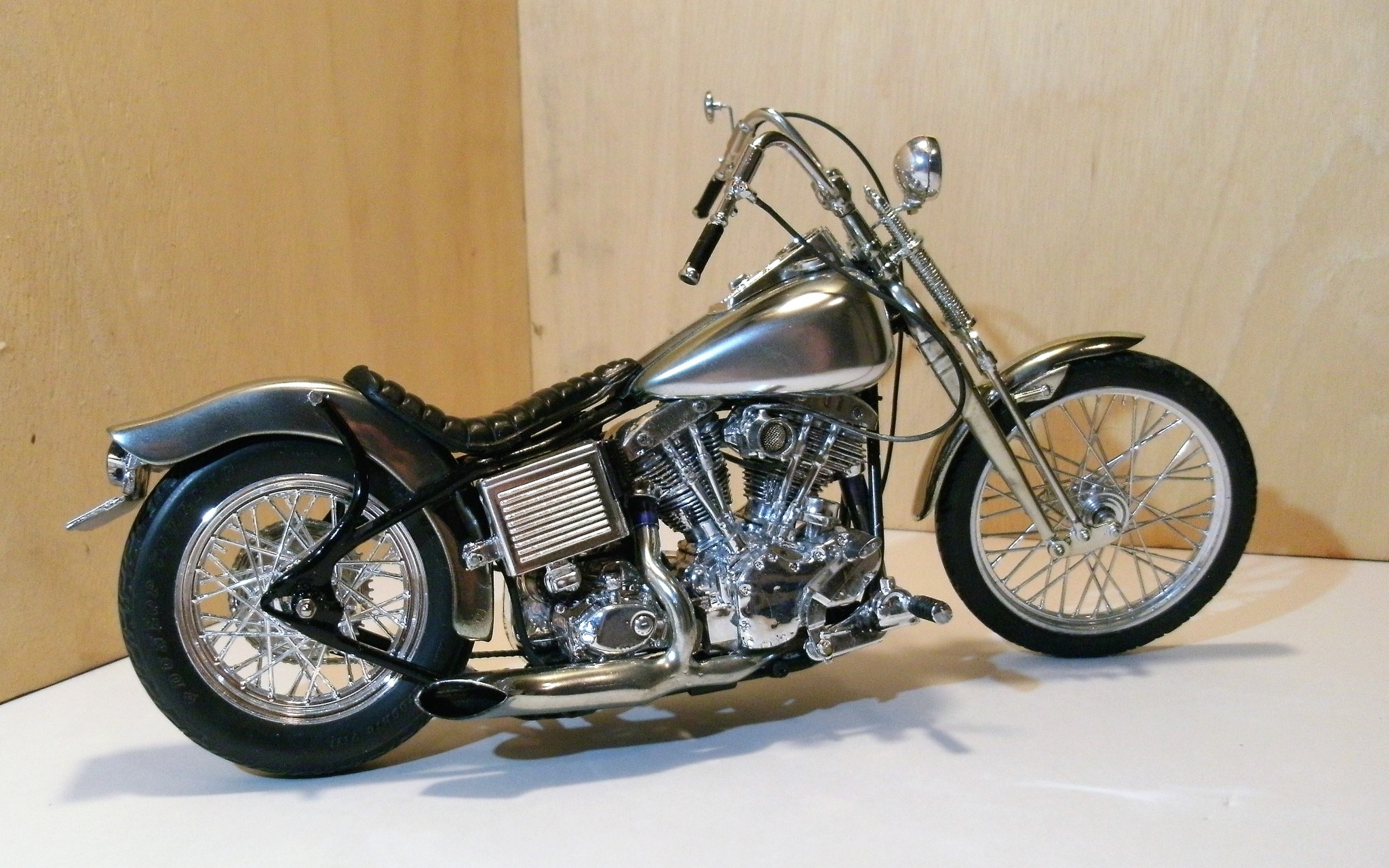 Revell's 1/8 scale Harley cop bike custom.