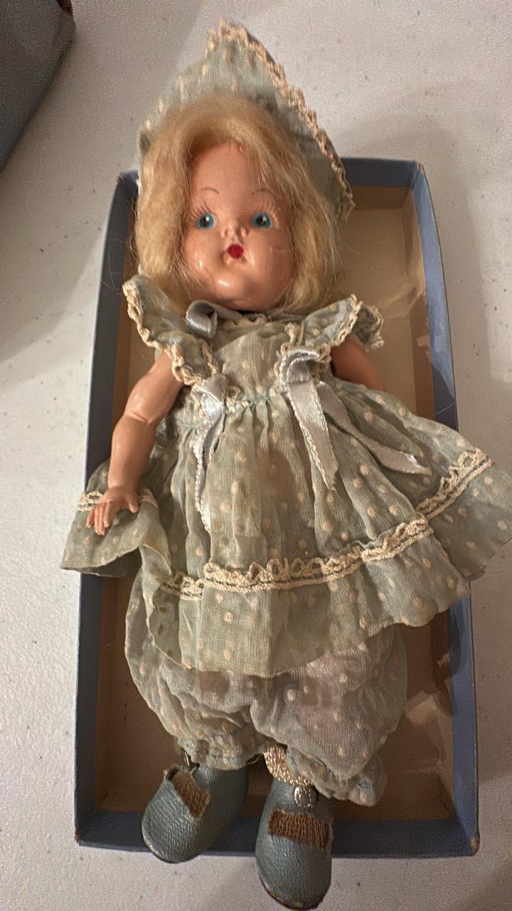 1965 Vogue doll Love Me Linda or Pretty as a Picture