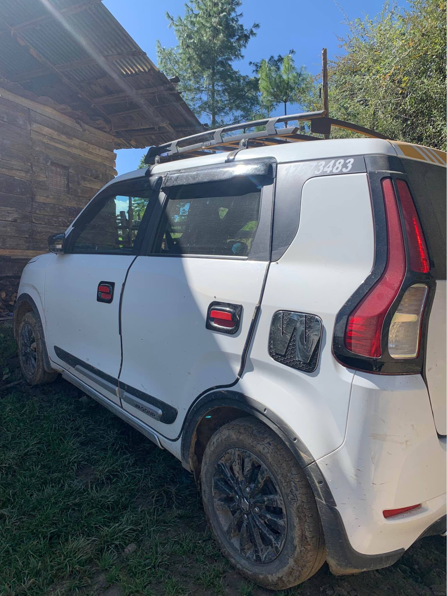 Waggoner zxi plus model 2025 Odo only 10 thousands Serious buyer