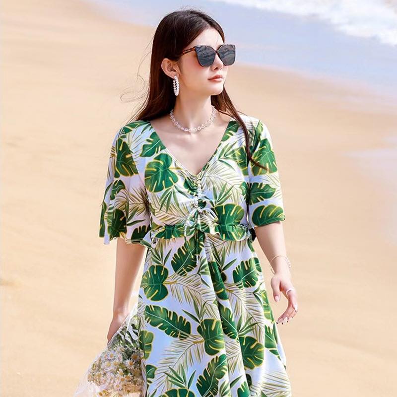 cross front frill edge cut out mini dress in red Solid Color Sweetheart Neckline Style Season Description:SPRING 2026 DELIVERY 1 Butter Yellow Dress S Color:turquoise quality fuchsia cross halter