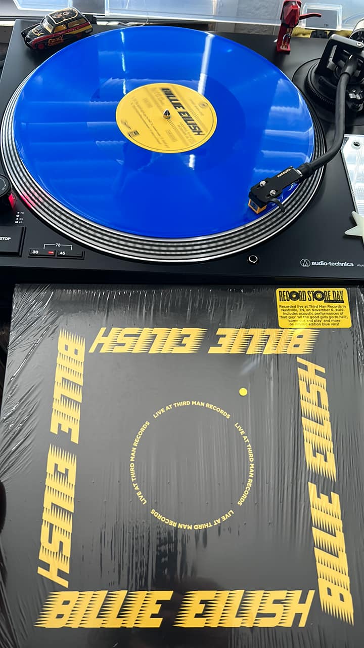 Billie Eilish live at Third Man Records on blue vinyl