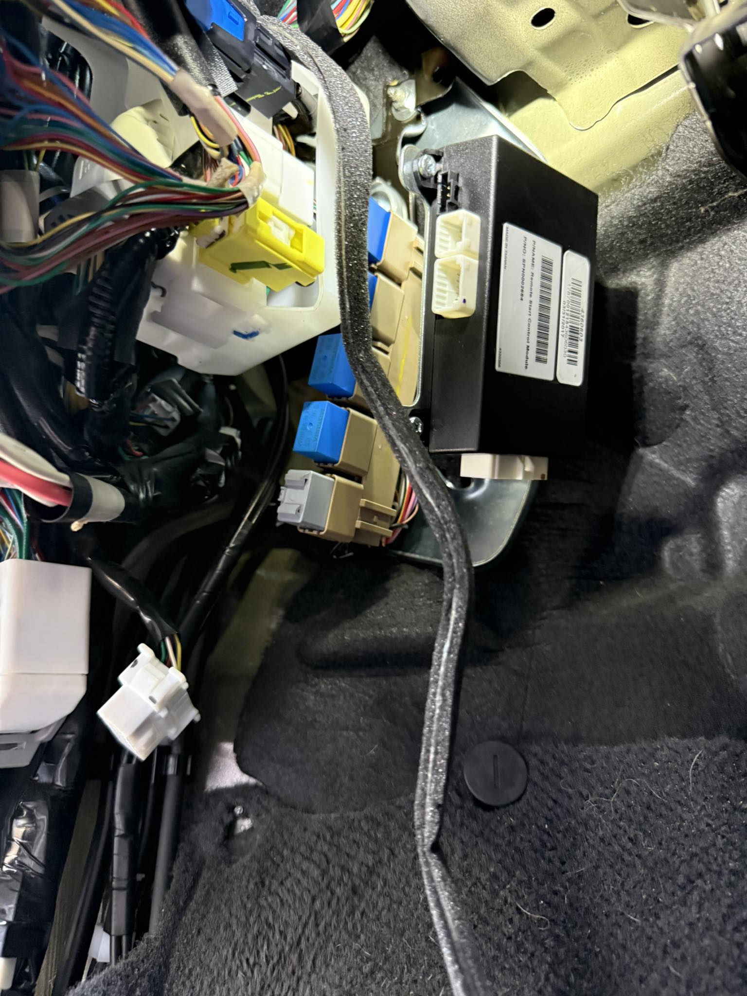 Flashlogic Add-On Remote Start for Jeep Commander 2008 V8 Plug And Play Harness