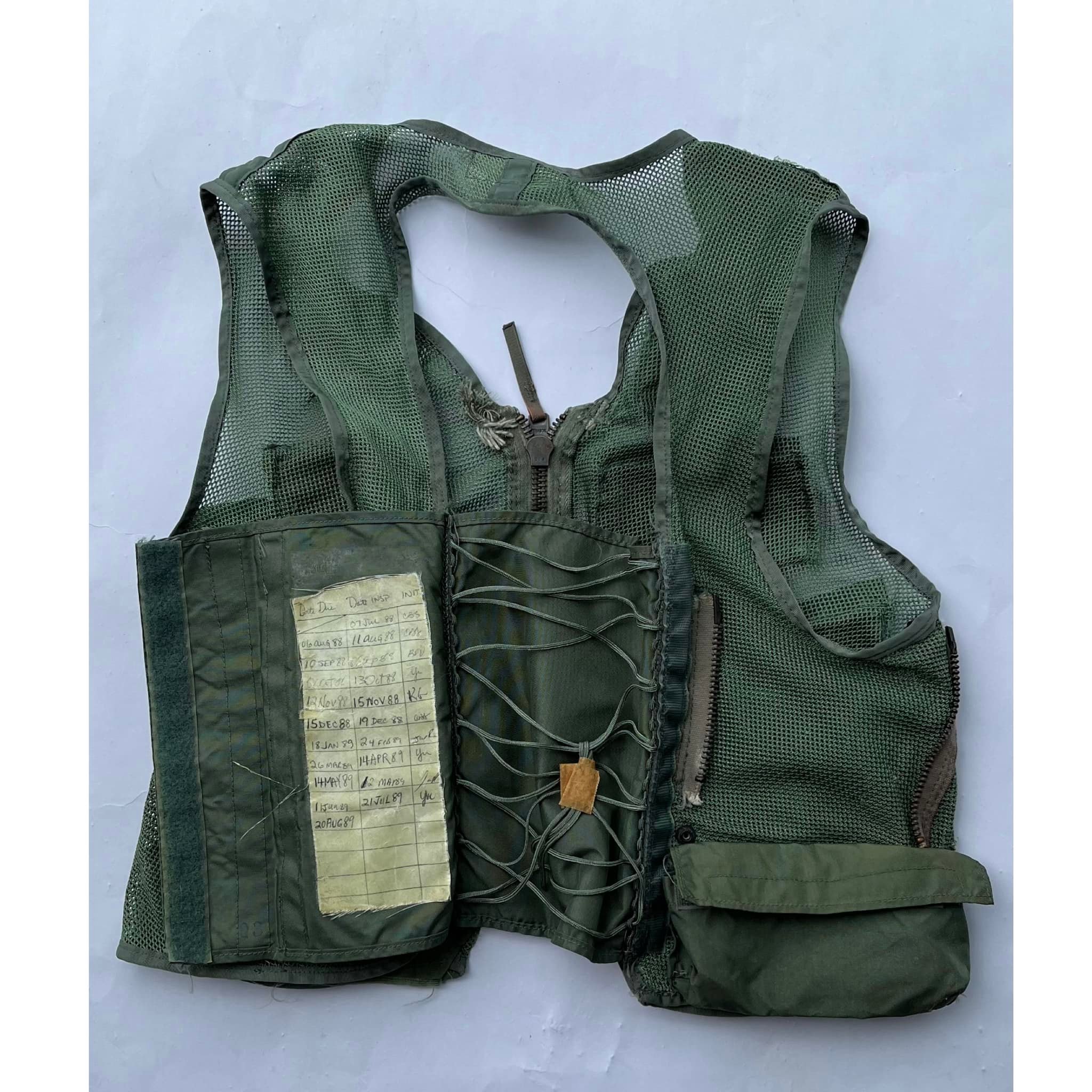 Vintage 80s USAF Survival Mesh Net SRU-21/P Vest . SOLD .-
