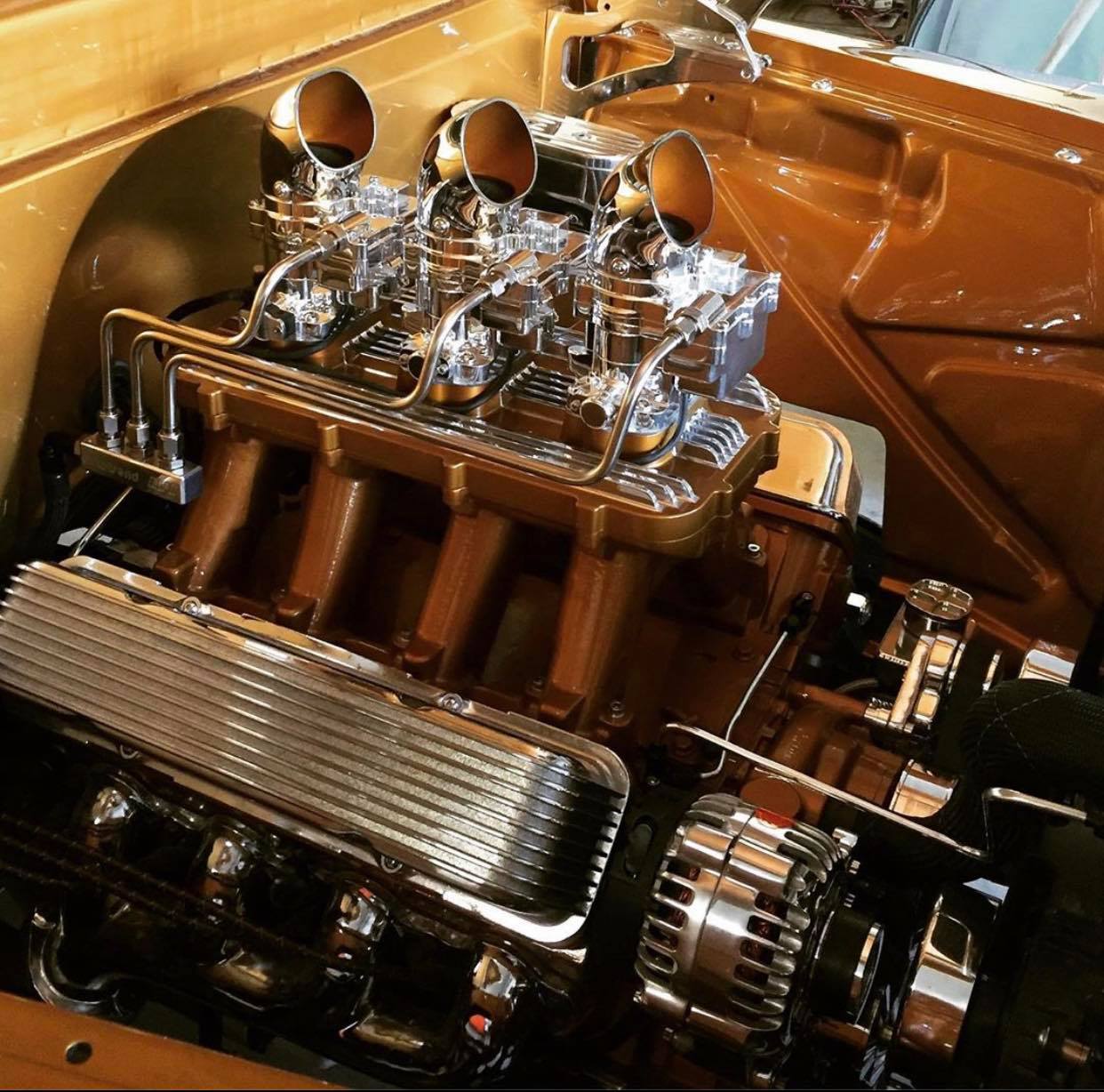 The Lowered - My favorite engine bag to come out of @Delmo...