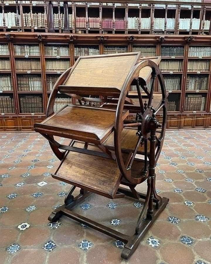 チェスト・キャビネット Antique Book open Shelf Caster 家具 Antique Book open Shelf Caster