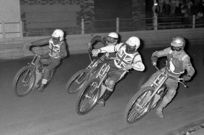 Stephen Thorn - Swindon Legend the Late Bob Kilby in the... | Facebook