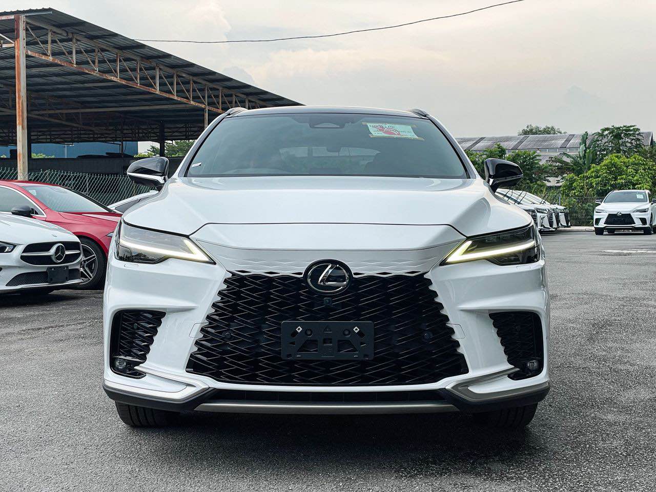 ✓Japan Recon ✓Unregistered ✓Up To 2.5% Rate Only ✓Low Mileage