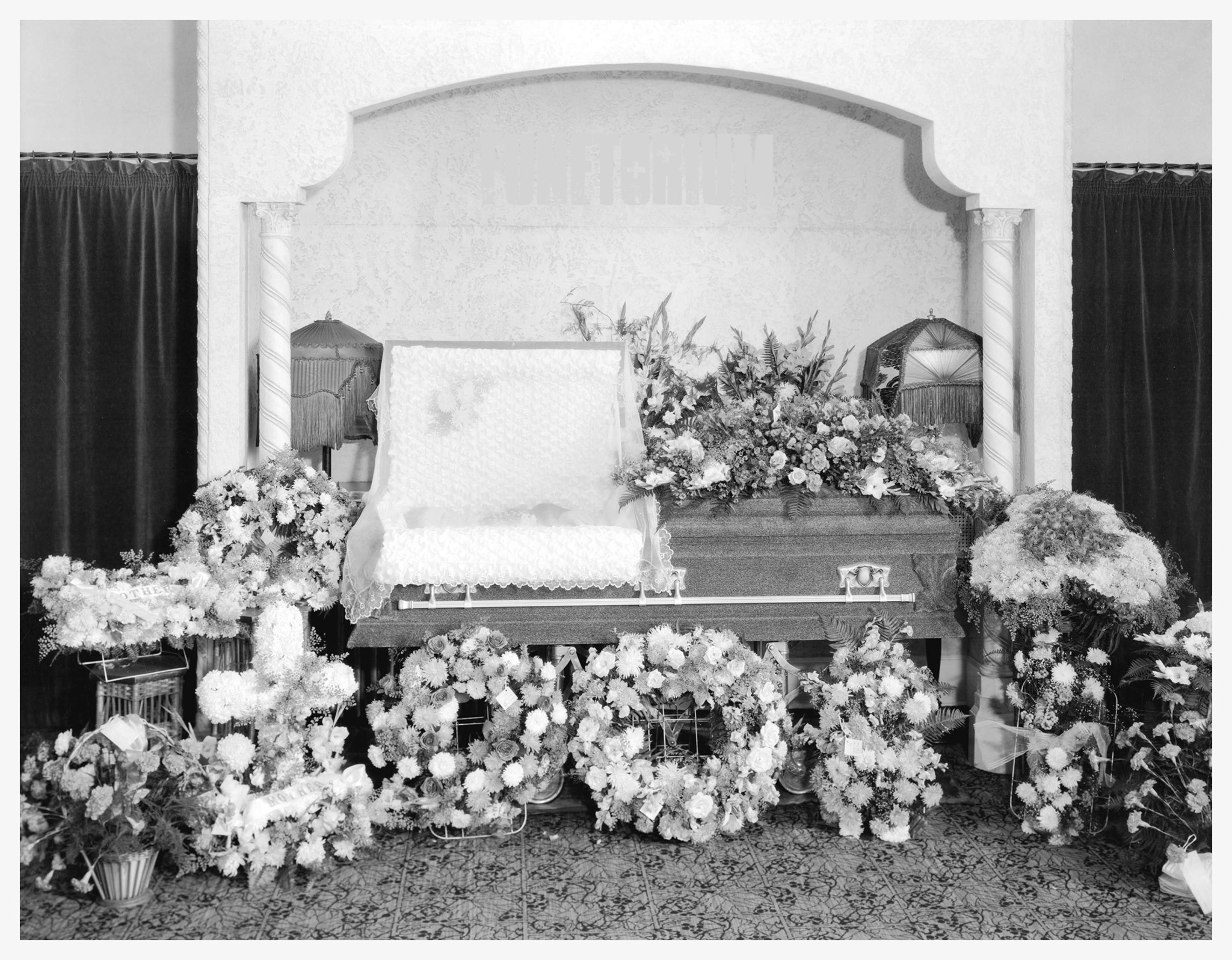 Funetorium - Male postmortem in a fabric covered half couch from ...