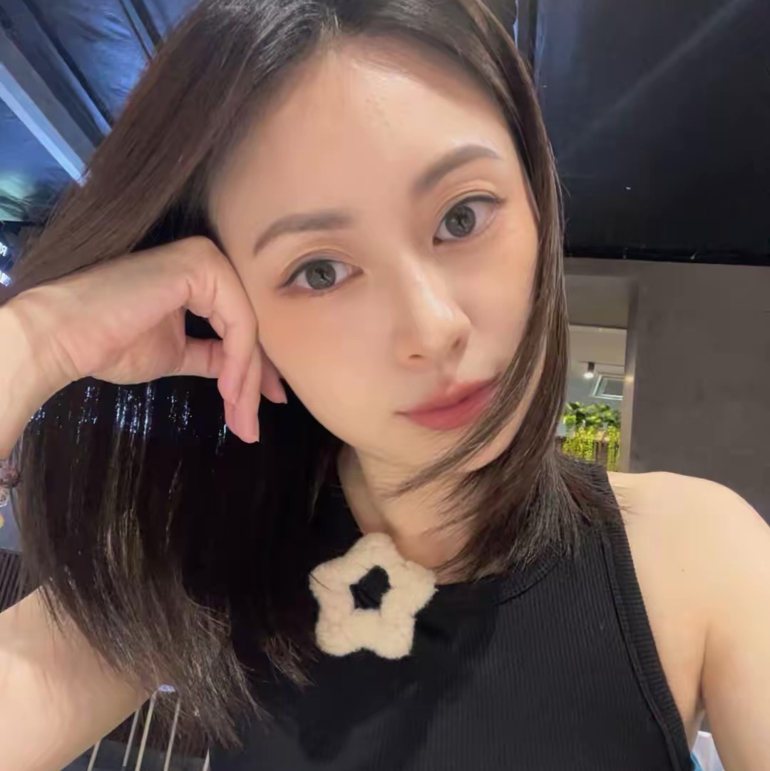 Chloe Tan