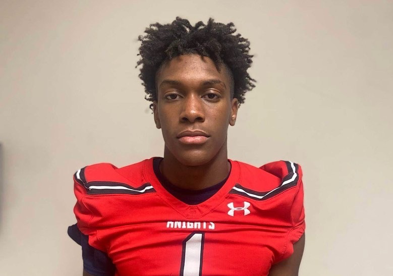 ブレイディ Brysen Wright isn't just flag football star. As a freshman on