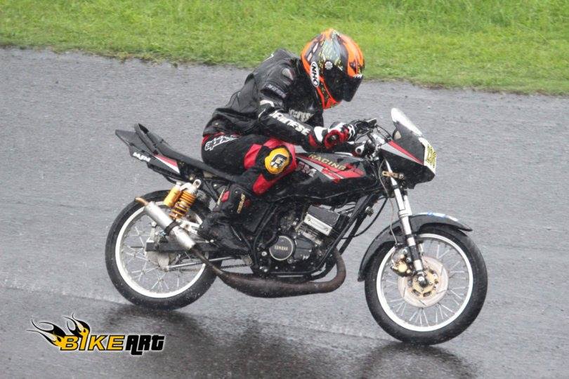 Majalahbikeart - Yamaha RXZ 135cc ini lahir mulai tahun...
