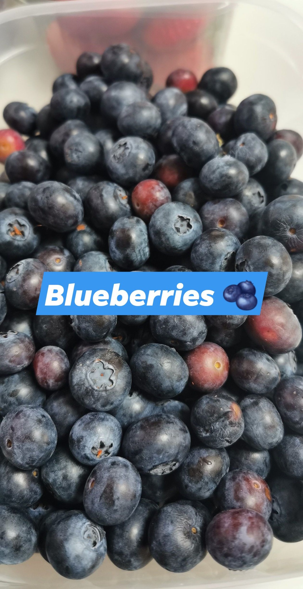 Blueberries have one of the highest antioxidant levels of any fruit—helping fight aging, boost brain health, and reduce inflammation! But blueberries are just the beginning. From amla to dark chocolate, India's kitchens