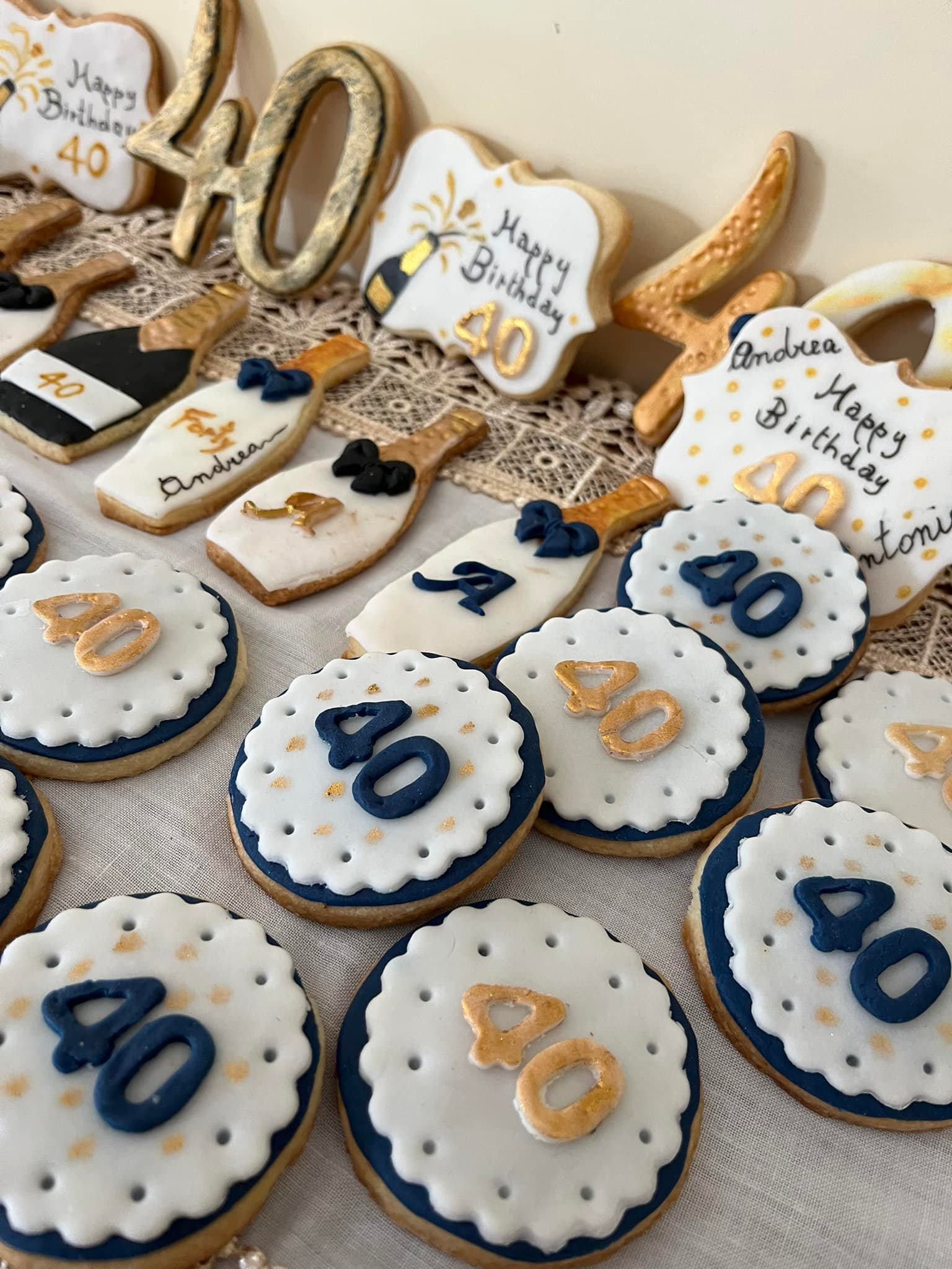 Stampino per biscotti con scritta Happy 60th Birthday, adatto per biscotti M & S, ideale per glassa fondente, 60° compleanno, riutilizzabile, segni e spencer per bomboniere, taglierina abbinata Stampino per biscotti con scritta Happy 60th Birthday, adatto per biscotti M & S, ideale per glassa fondente, 60° compleanno, riutilizzabile, segni e spencer per bomboniere, taglierina abbinata
