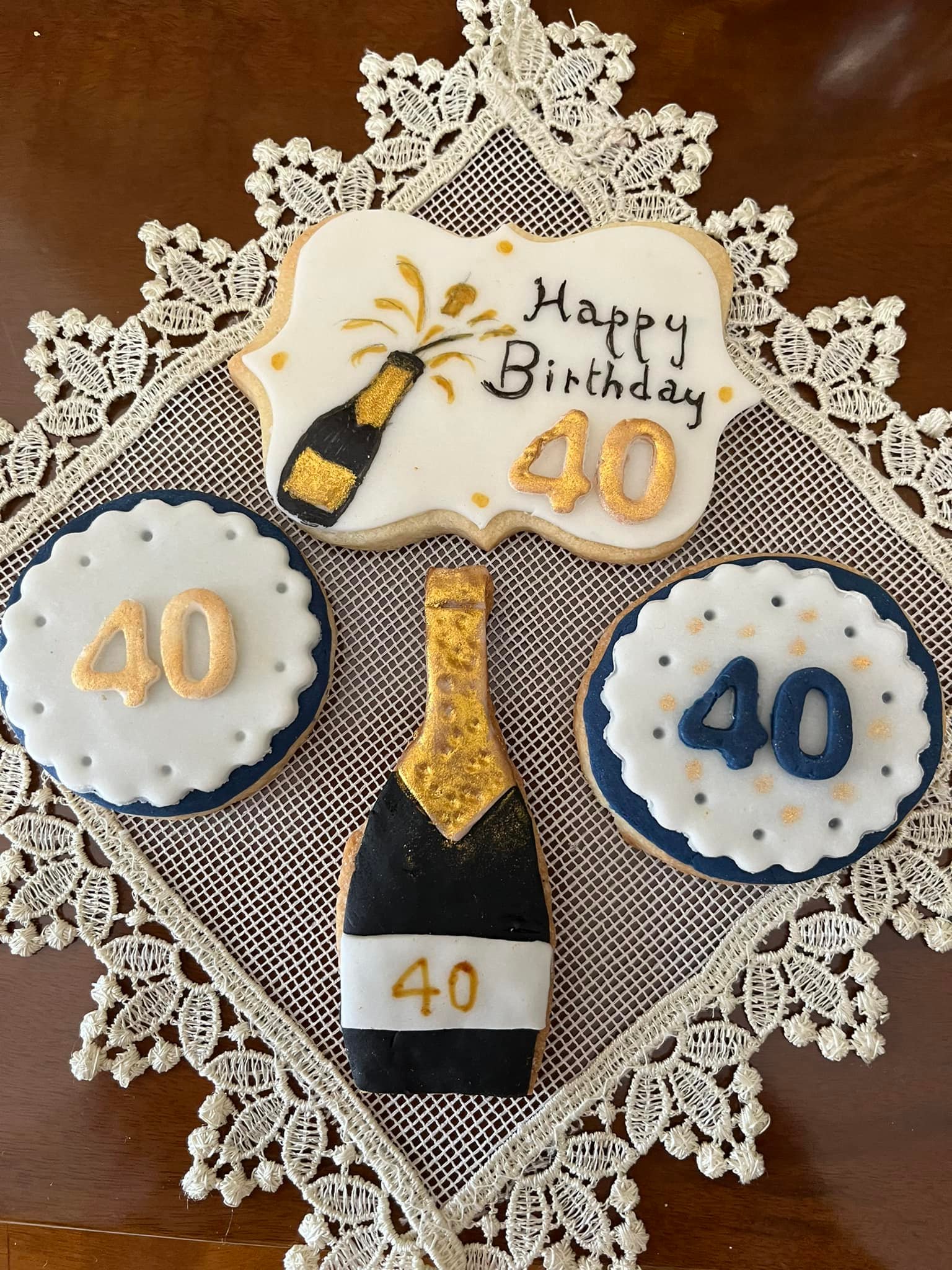 Stampino Per Biscotti Happy 40th Birthday – Con Taglierina A Capasanta, Per Fondente E Glassa, Riutilizzabile, Adatto Per Biscotti M&S