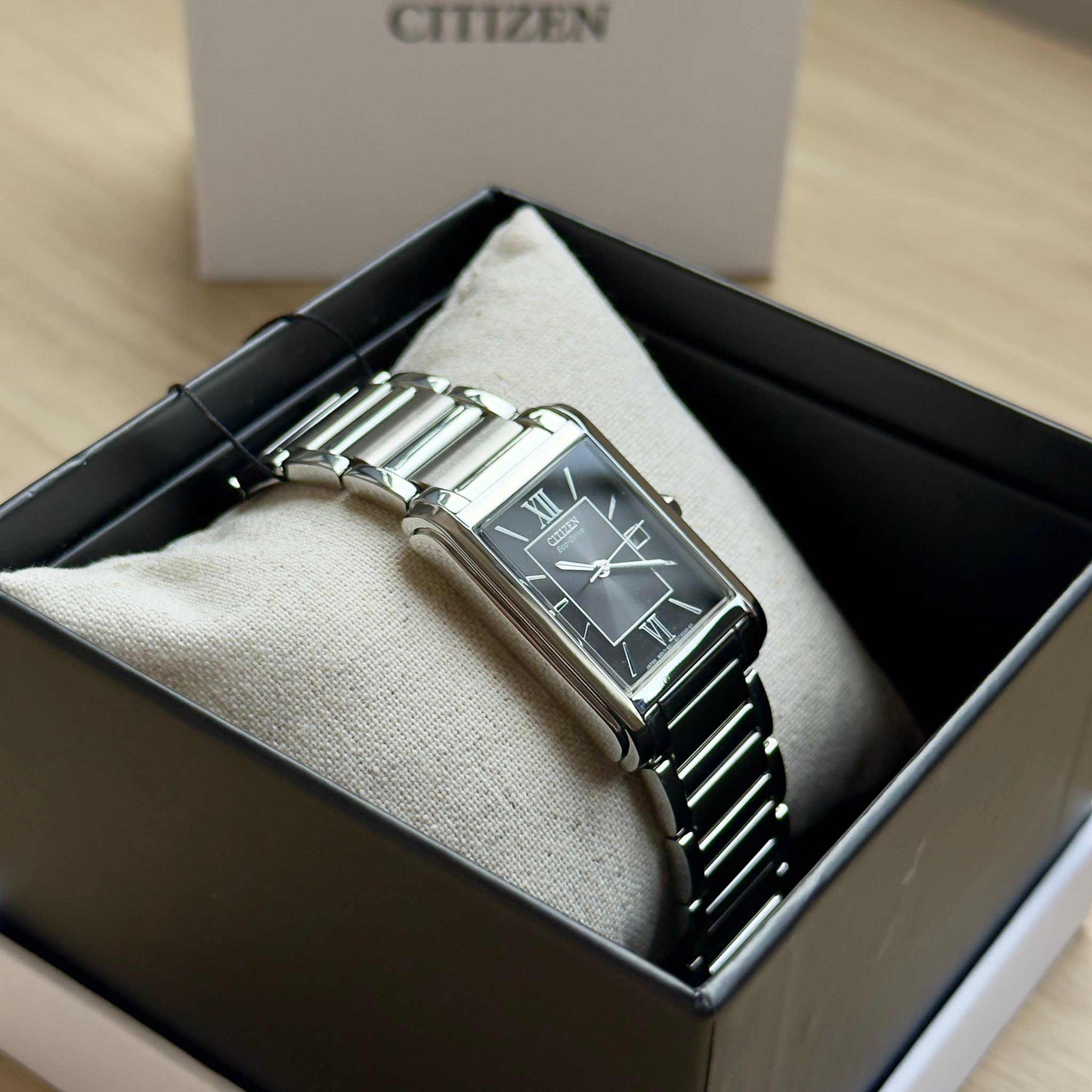 CITIZEN FRA59-2431 (Eco Drive) 7,500 Citizen Tank Solar-powered 