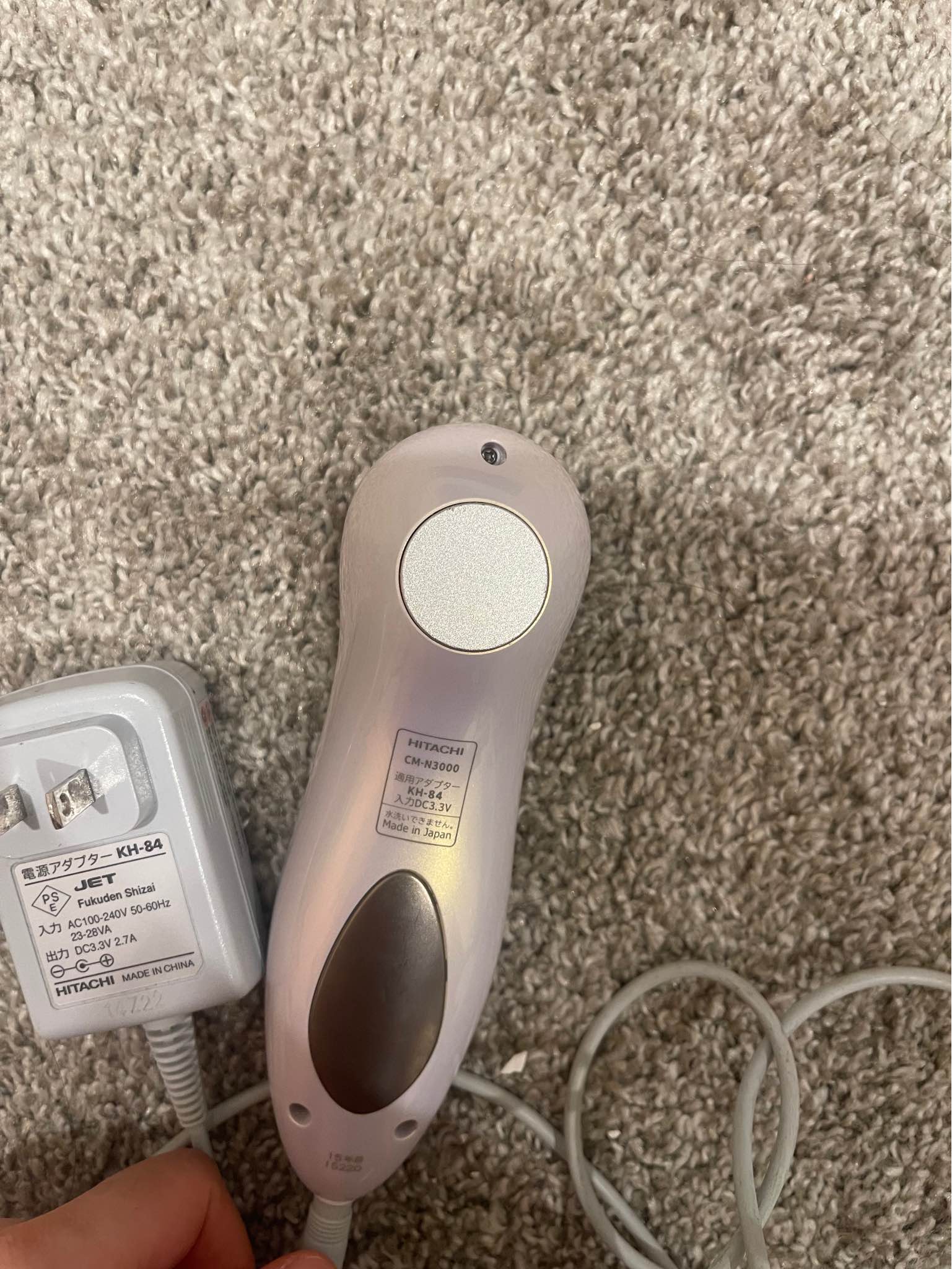 Awesome Hitachi HadaCRIE Hot & Cool facial device. This CM-N3000