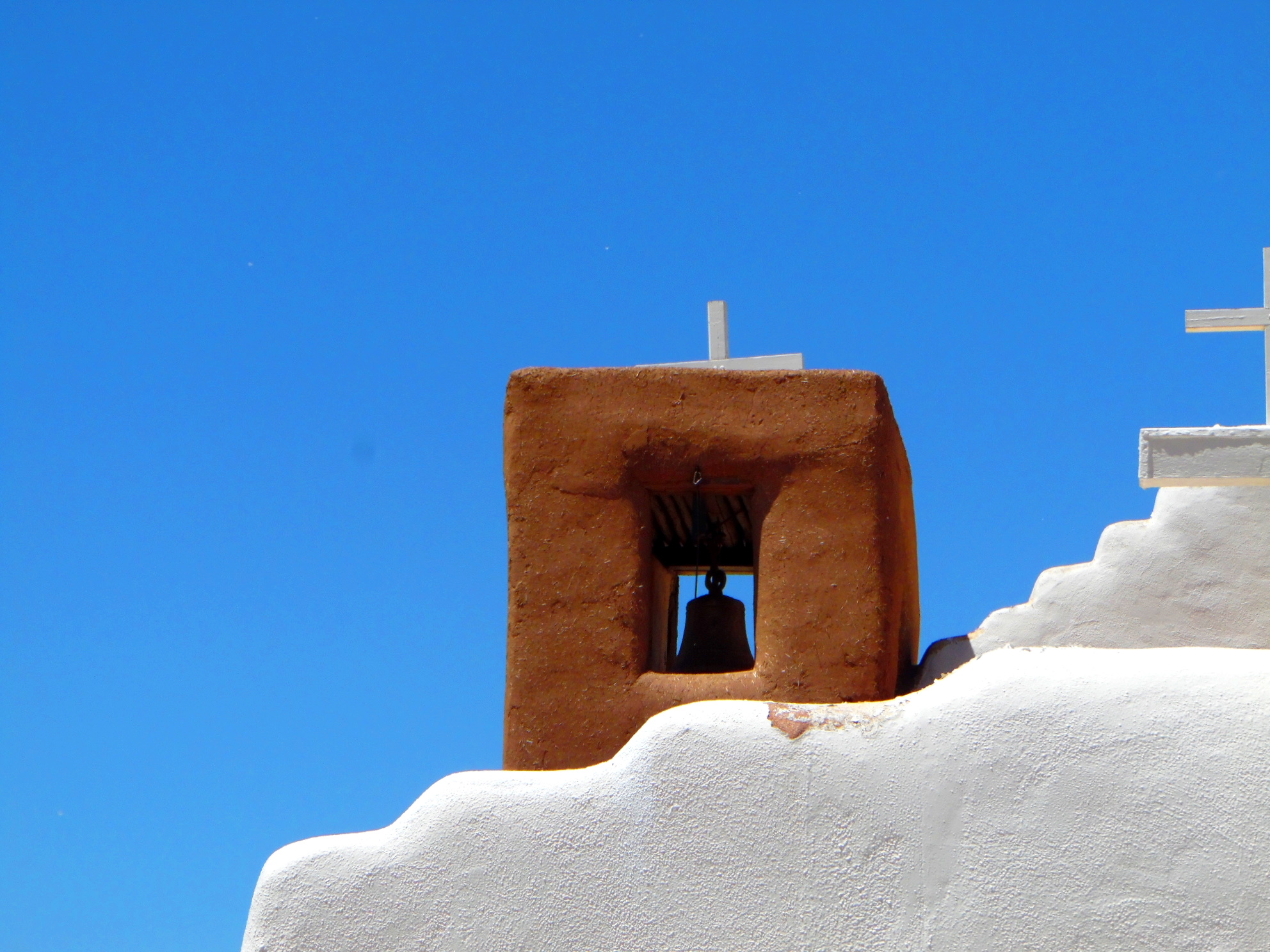 Taos Dwelling Photo: © Gordon Beck An old adobe dwelling on the 