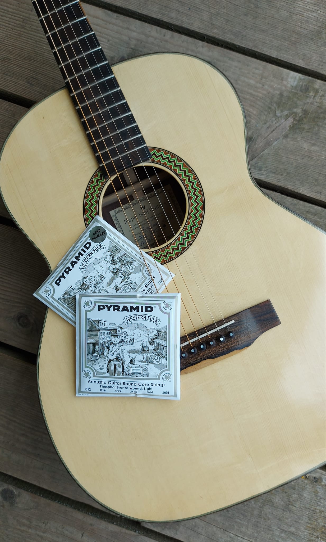 Maple - What are your favorite guitar strings? I like strings from ...