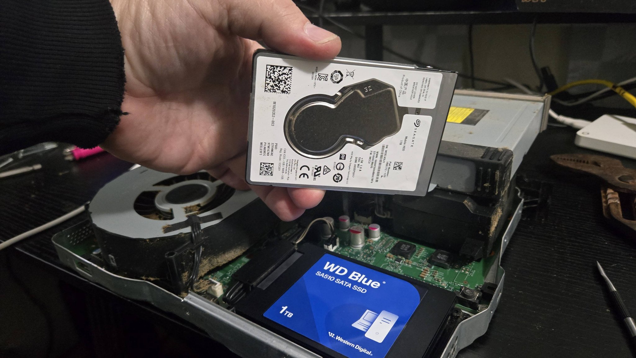 Upgrading Xbox One X from HDD to SSD