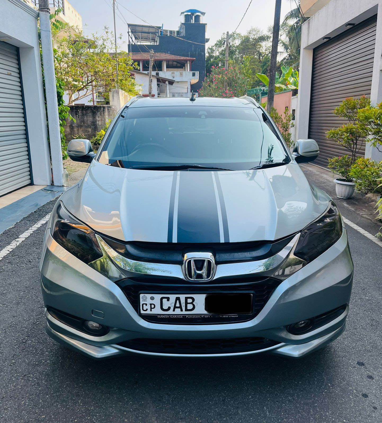 HAND 3575000 Honda Vezel Z High Grade 2025 call finance countinu