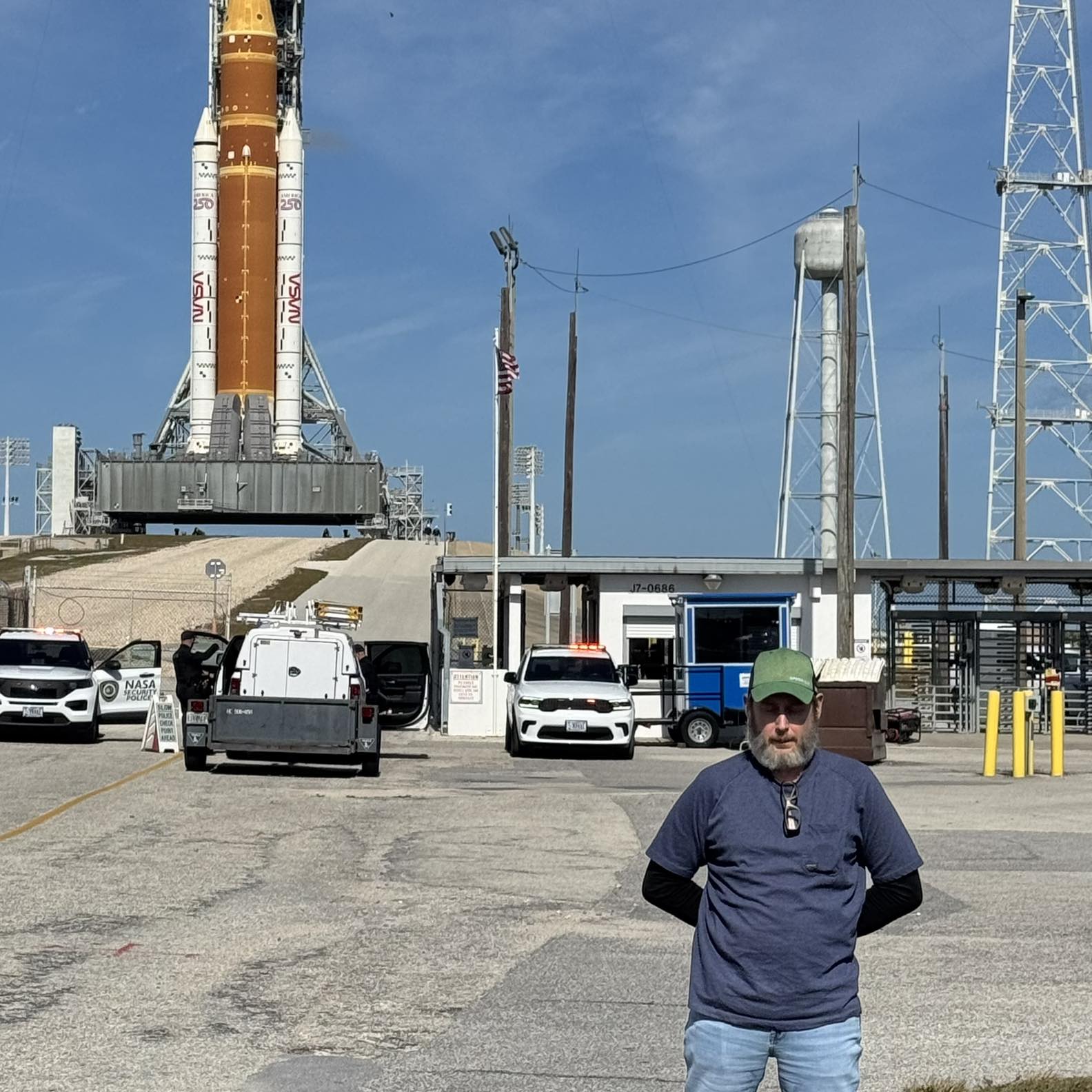 Artemis II Rollout… Returnin’ Man to the Moon… Video is a Bit Pixelated ...
