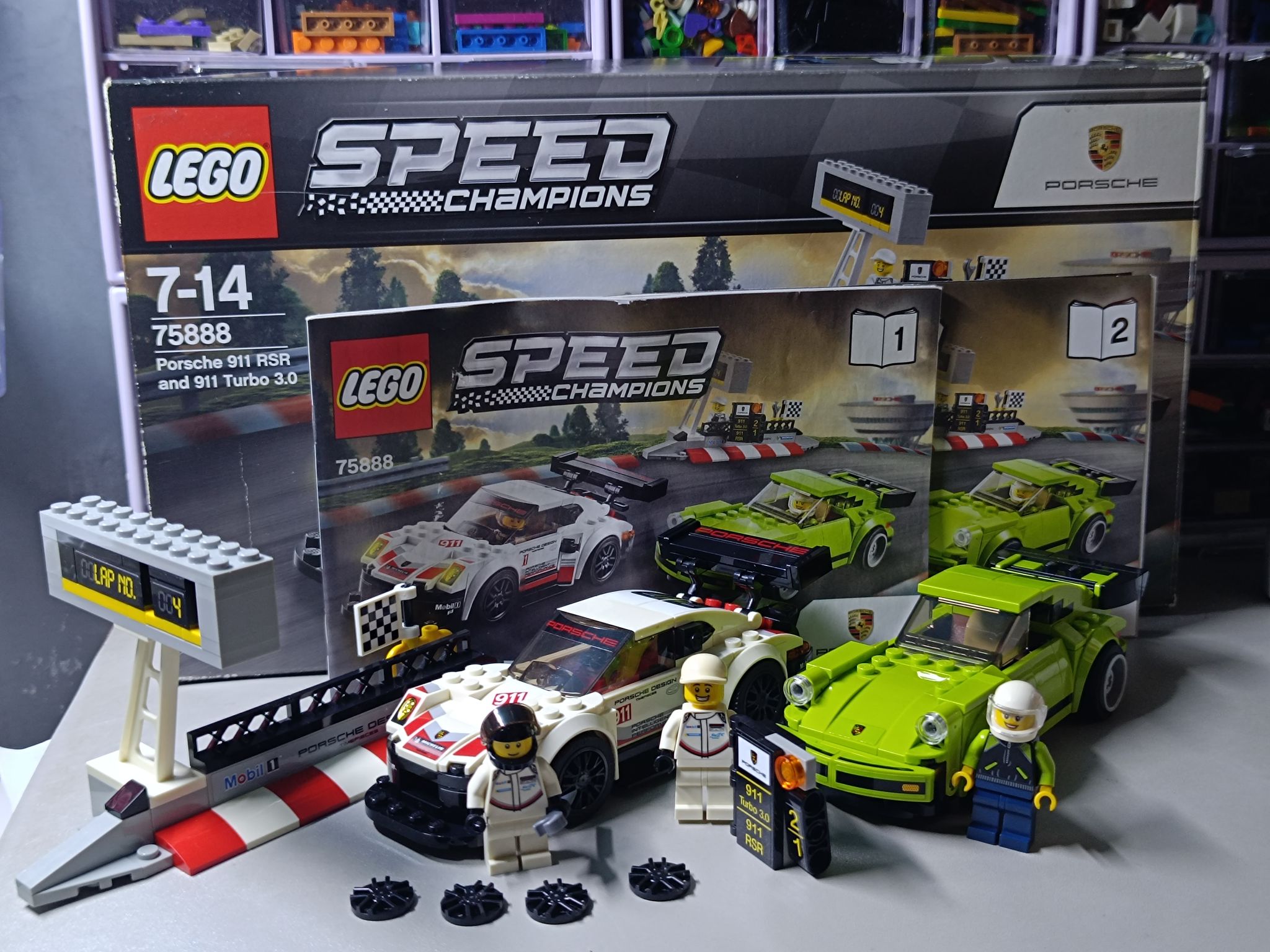 Lego Speed Champions 75888 Porsche 911 RSR set for sale