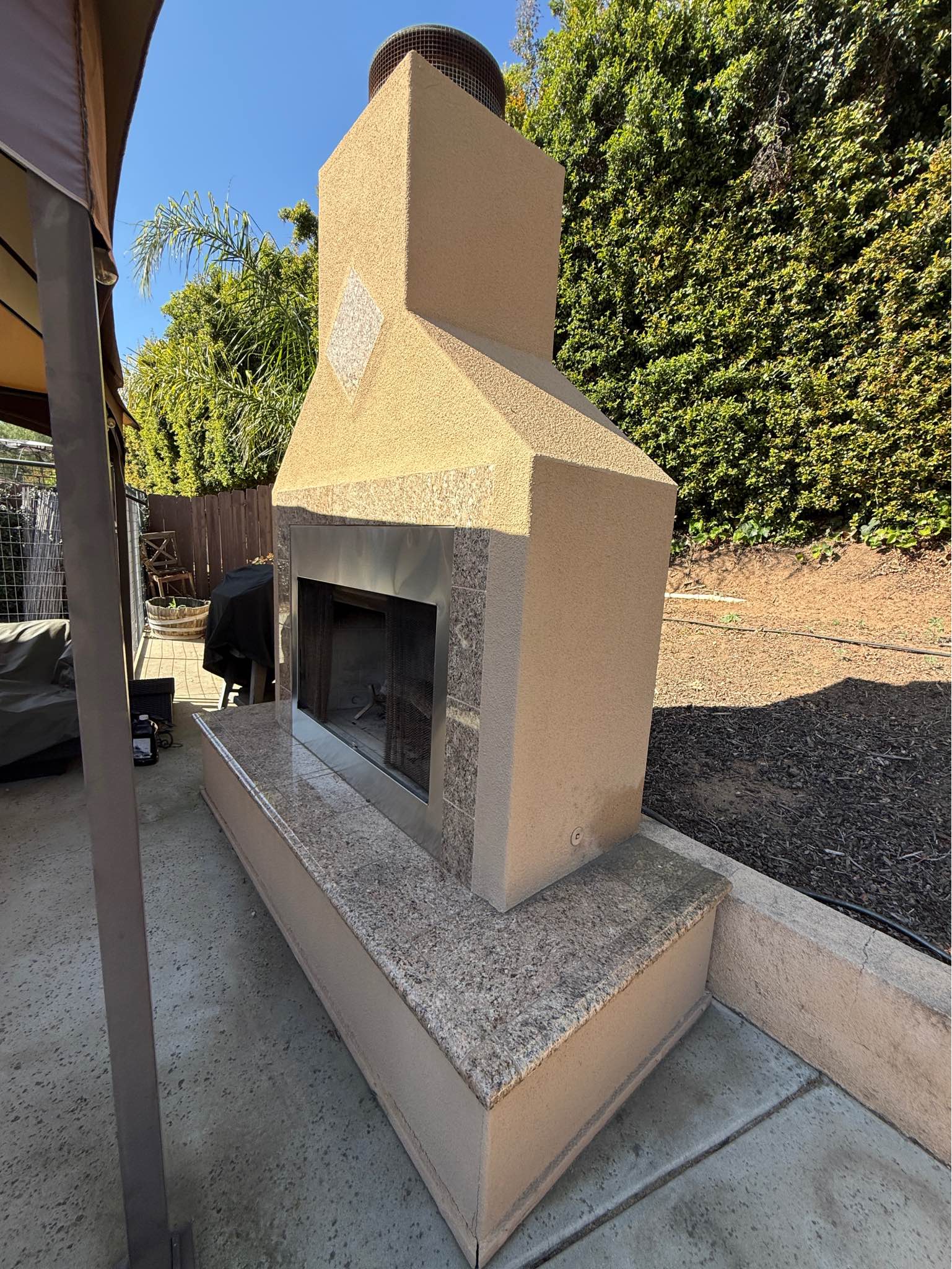 Outdoor Fireplace Patio Stucco Granite - Fire Pits & Chimineas - El