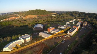 Ciências Forenses em... - Ciências Forenses em Ação Utfpr-FB