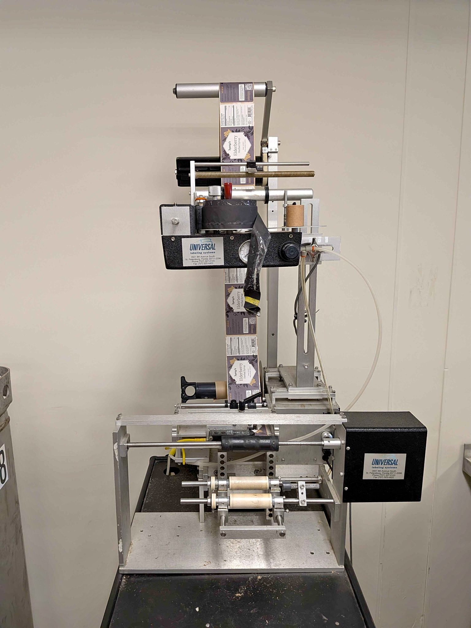 Pro grade air operated Labeler and stamper - universal labeling systems ...
