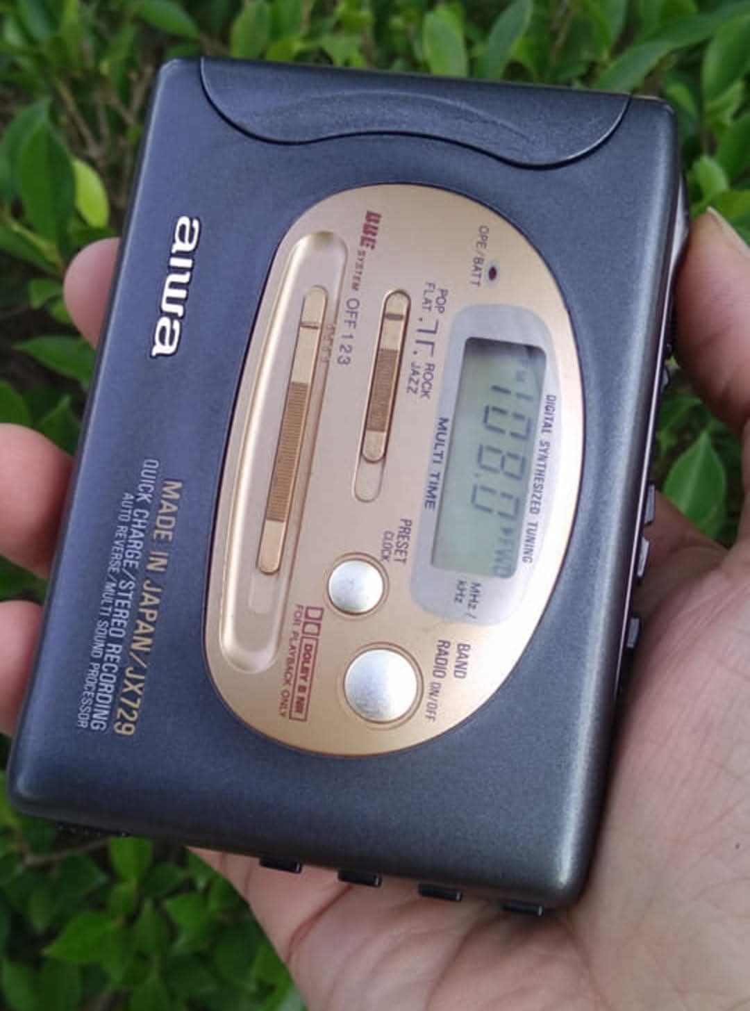 AIWA HS-JX729 BUE SYSTEM 123 OFF123 OFF ቁ OPE BATT POP לר. RAZZ