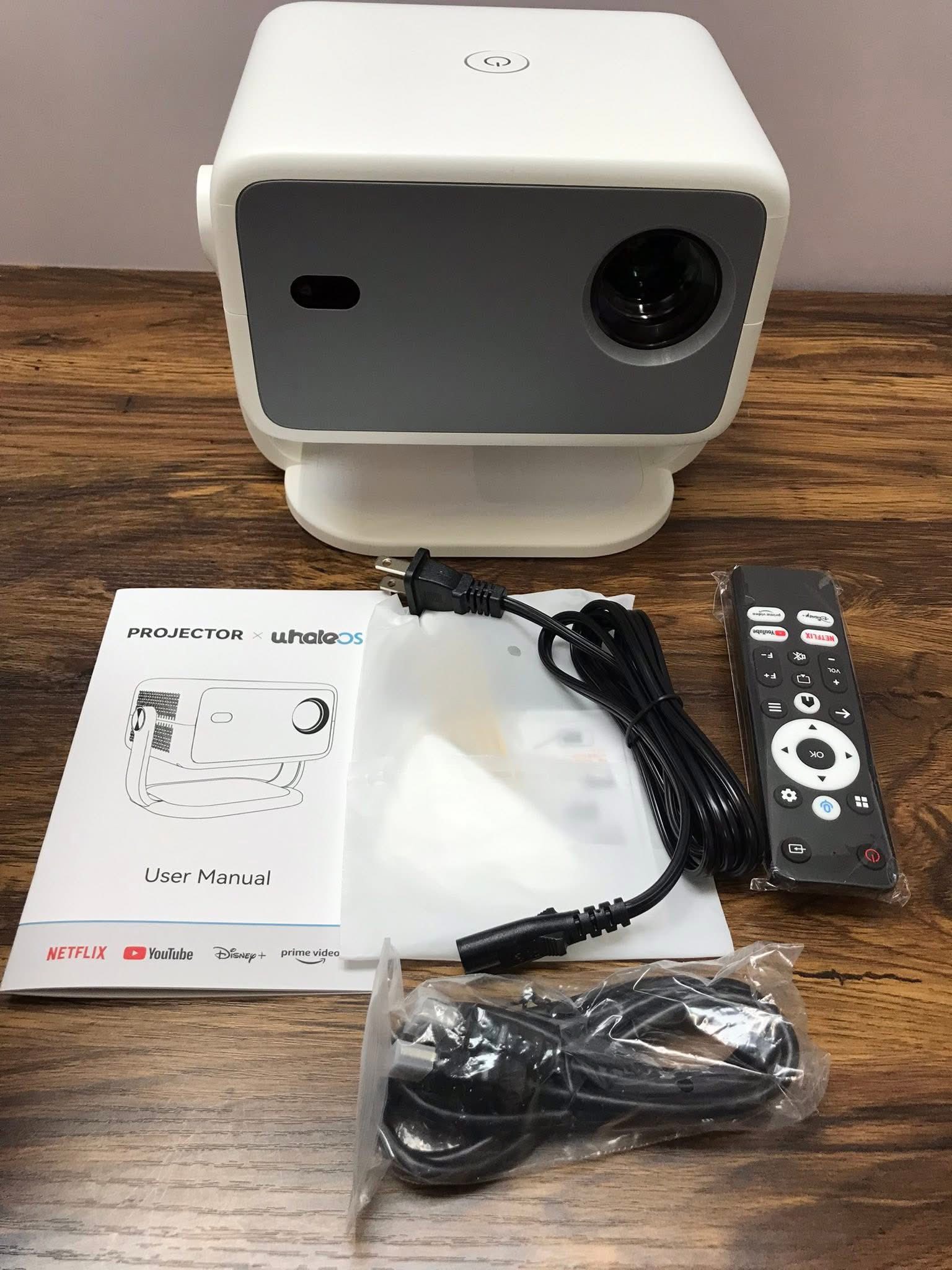 Complete black FAVI Rio LED Projector, includes power cable, audio