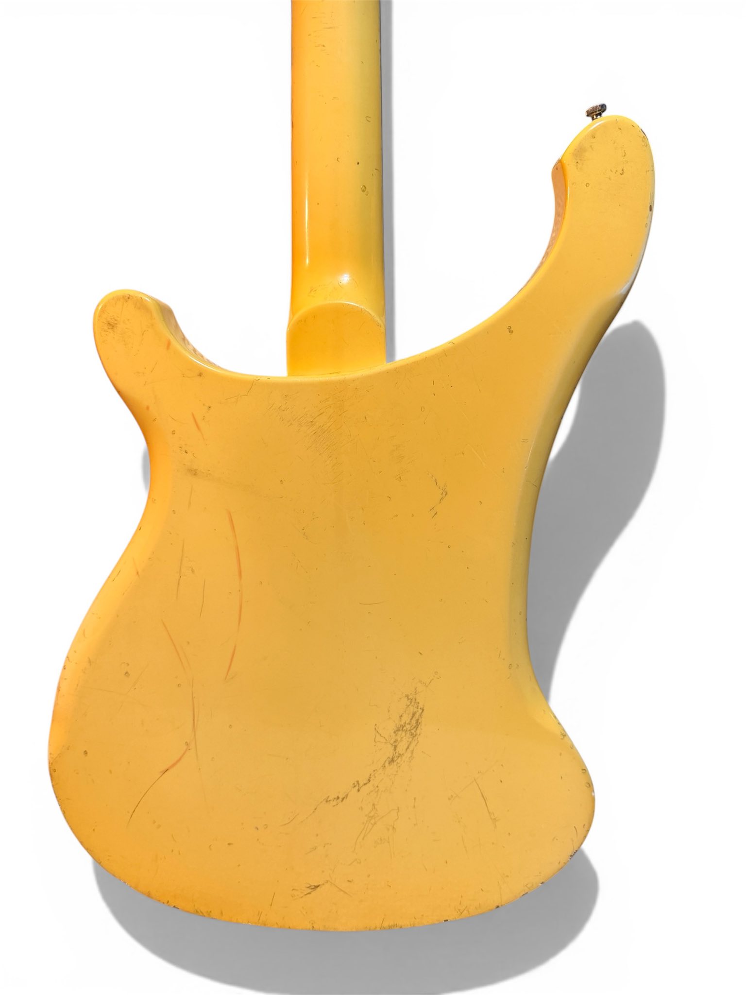 Rickenbacker 4001 neck shape issues with modern models