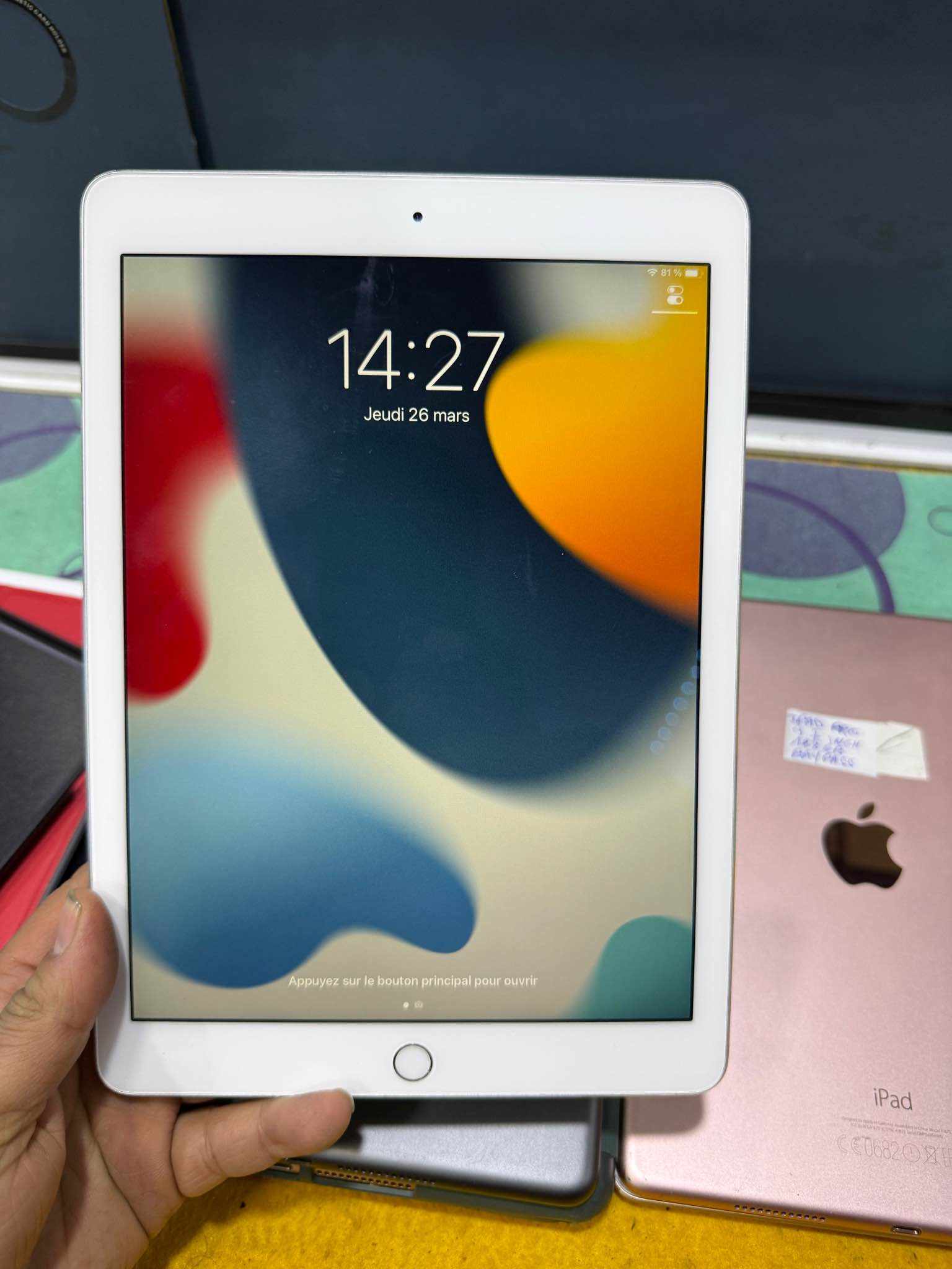 iPad Air 2 iOS 15.8.7 16 giga ☎️?0656657565