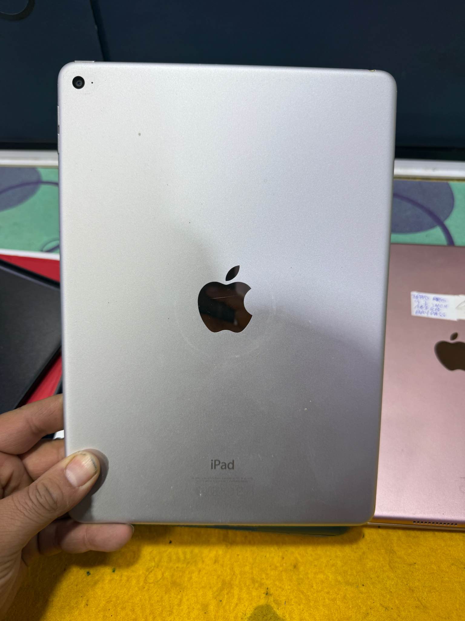 iPad Air 2 iOS 15.8.7 16 giga ☎️?0656657565