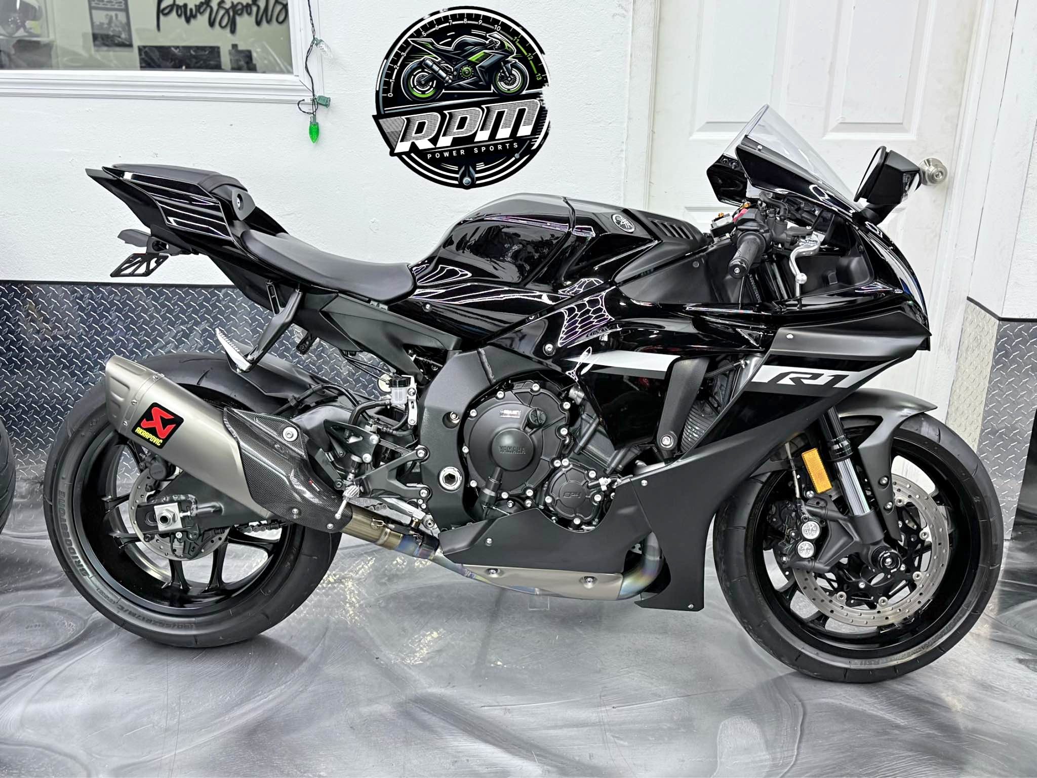 2024 Yamaha R1 With Full System Exhaust - Motorcycles & Scooters ...