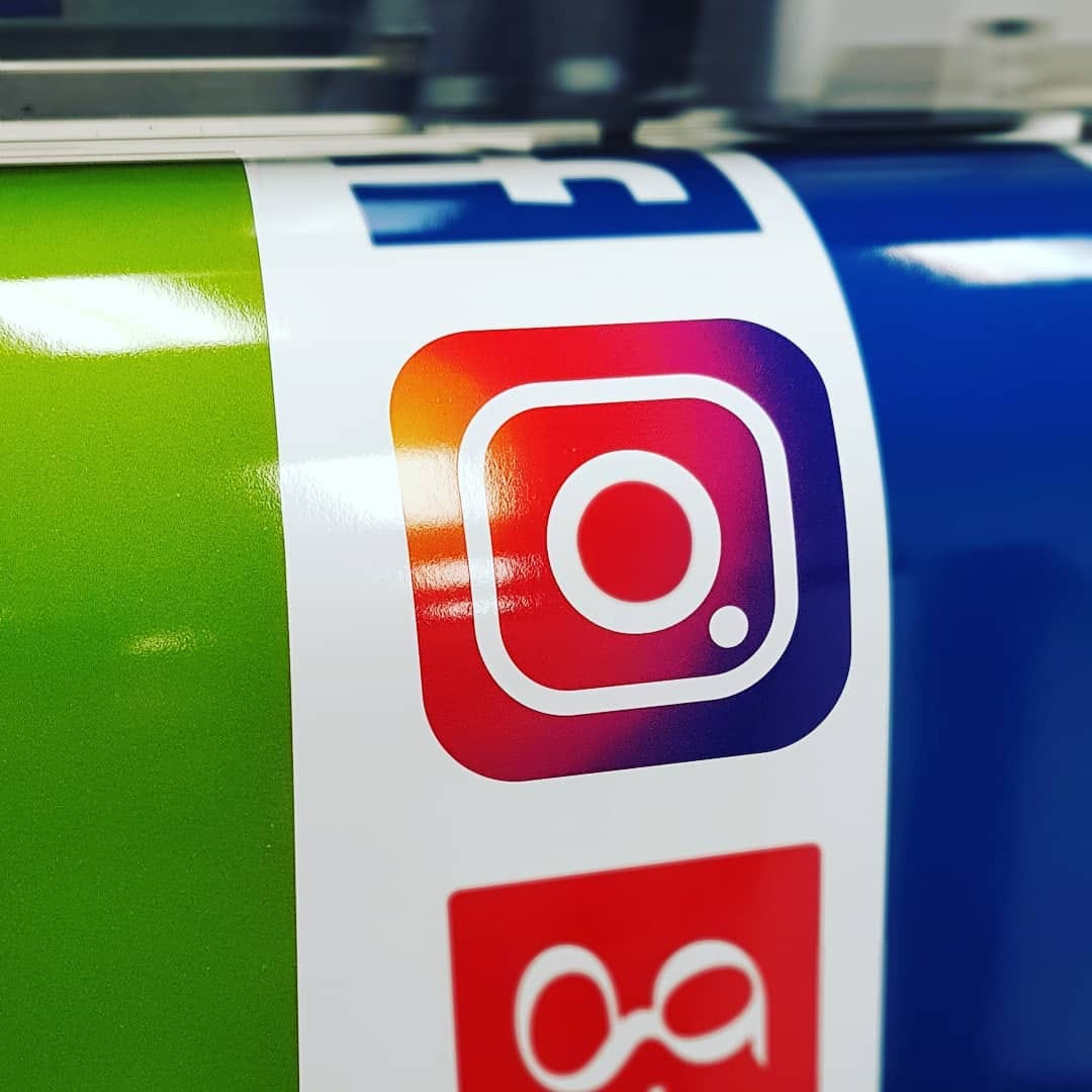 Sharp Signs - We create custom signs for an eye-catching...
