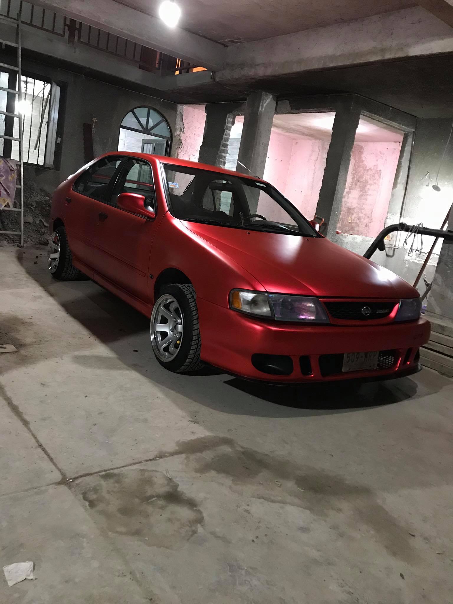 Sentra 98’ instalación de vinil... - Vodka Styling Garage.