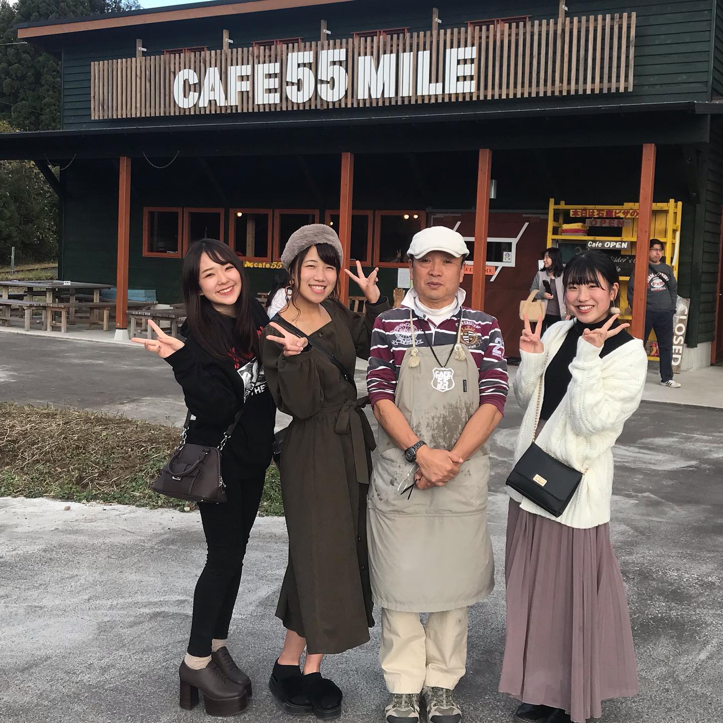 活動歴および当時の関連ビジュアル記録