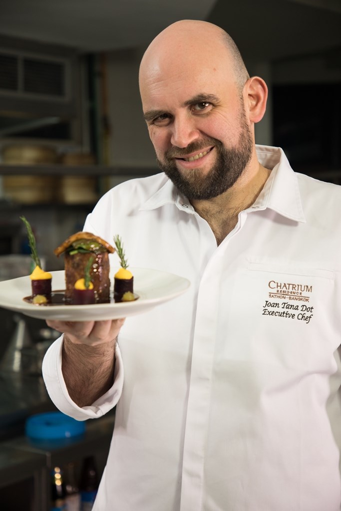 Albricias - Our new Chef Joan Tana Dot is waiting to... | Facebook