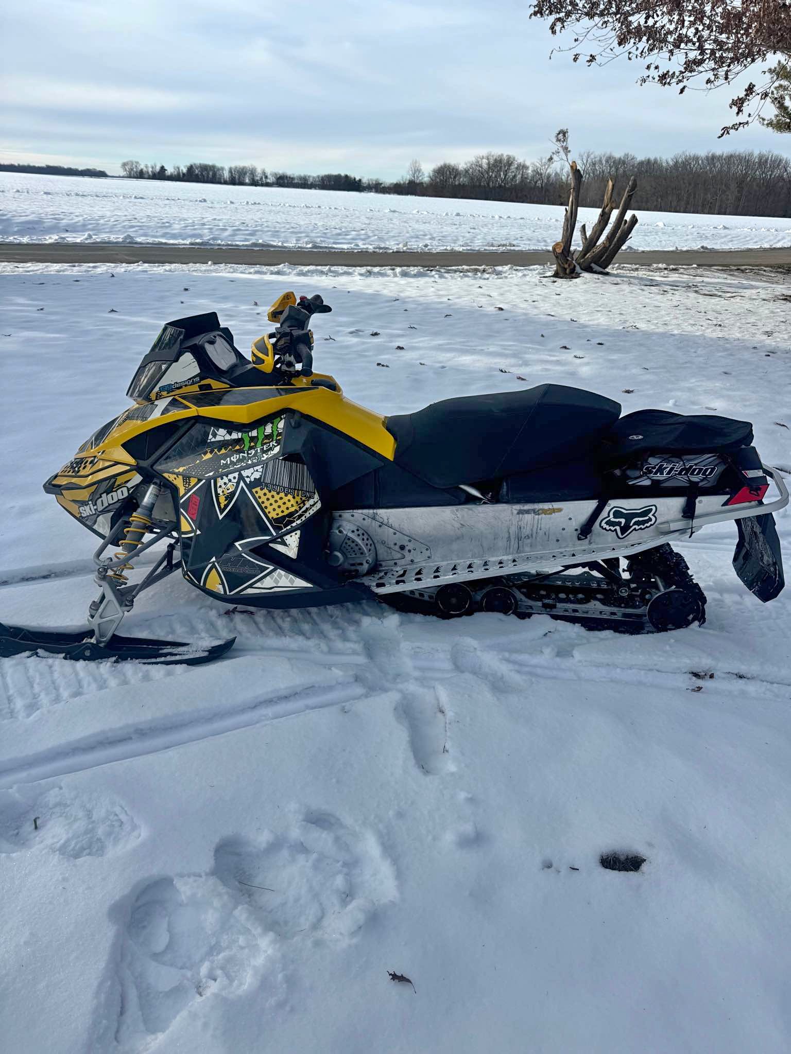 コーコモーで販売中のスノーモービル | Facebook Marketplace | Facebook