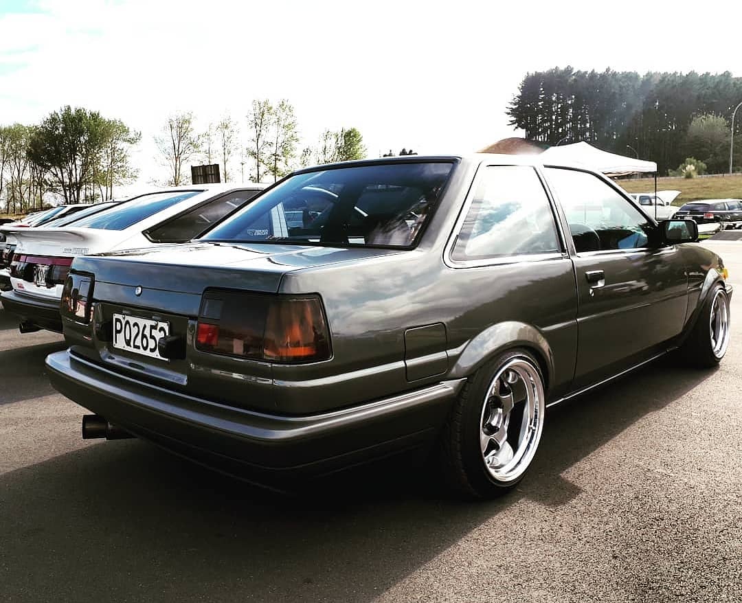 Slick notch-back at the AE86 / KE70... - K-tech Automotive
