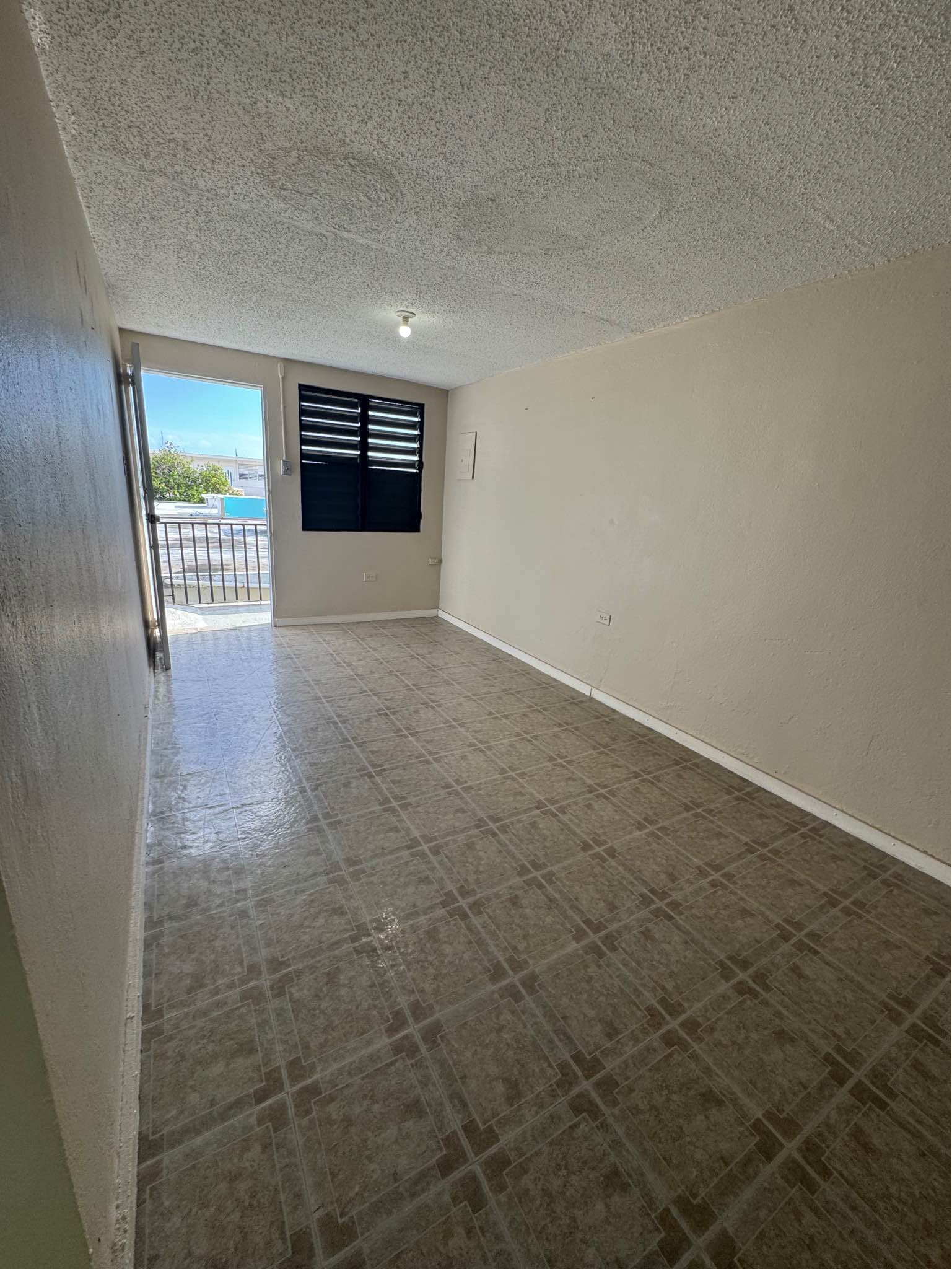 APARTAMENTO/STUDIO - AVE. MUÑOZ RIVERA EN PONCE - Property Rentals ...