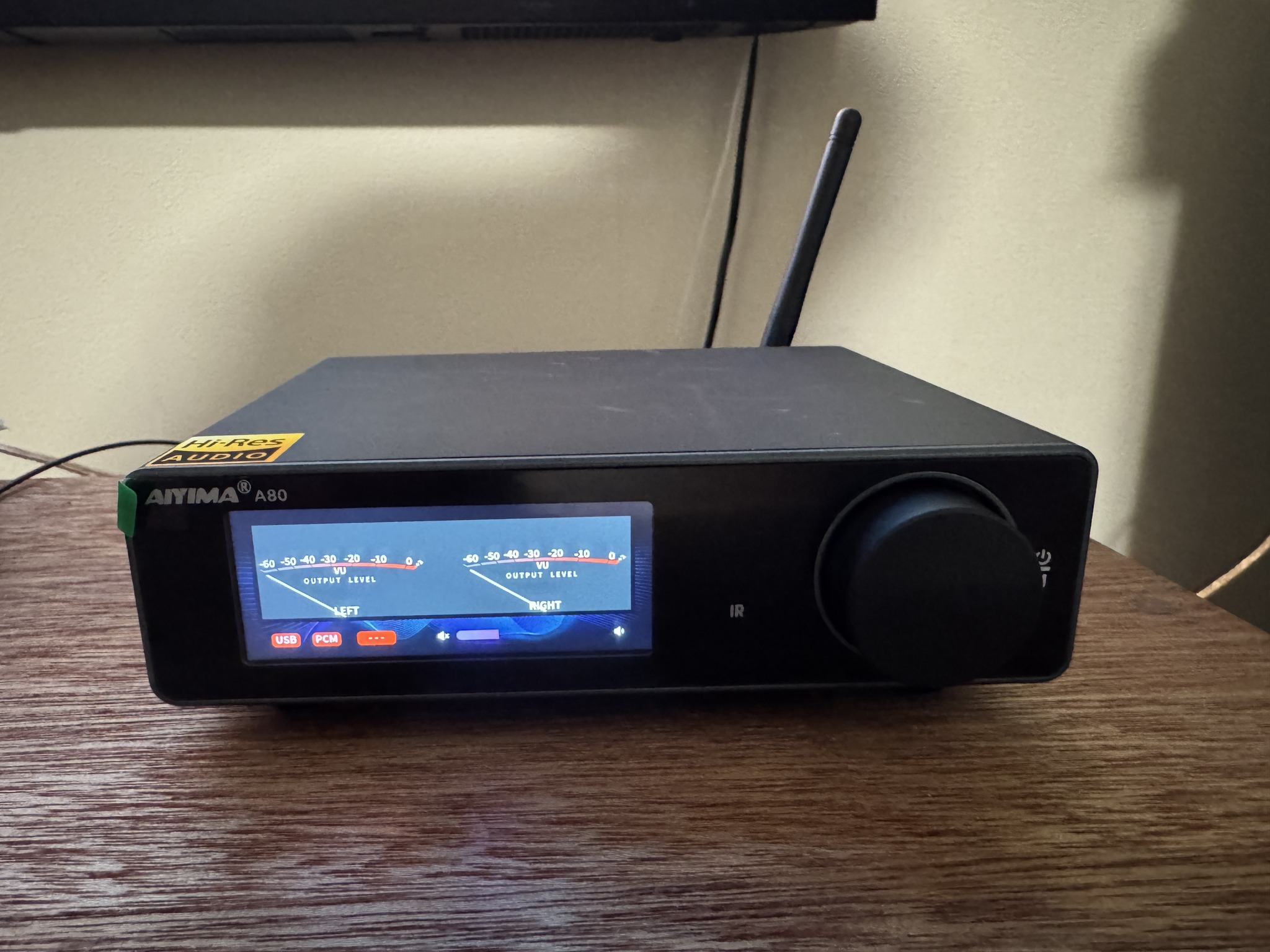 AIYIMA A80、届いたので早速つないだらCOAとOPTでぶつぶつ途切れます