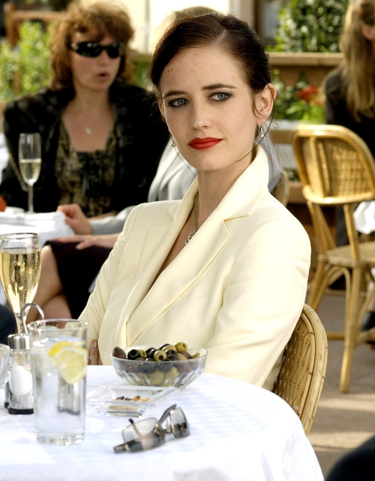 eva green white dress as Vesper Lynd in Casino Royale (2006) fullsleeves